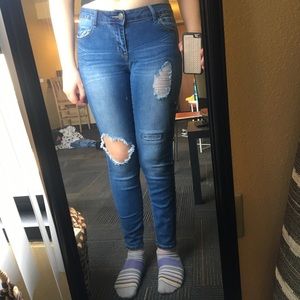 Size 4 Women’s Jeans